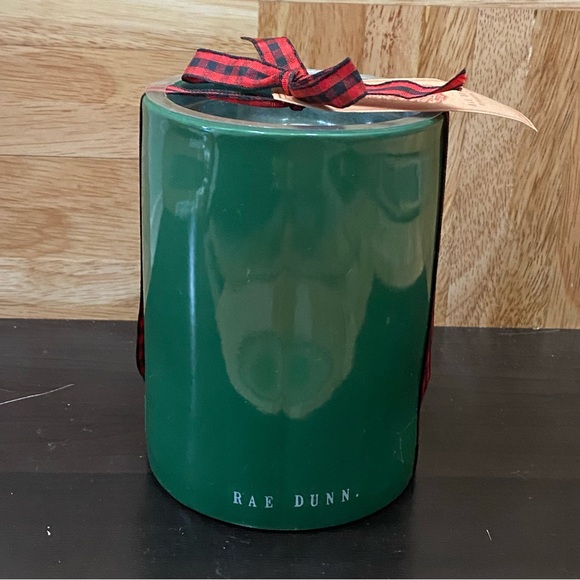 RAE Dunn by Magenta BAH HUMBUG Green Scented Candle - Picture 2 of 9
